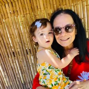 Meet your Posher, Joyce